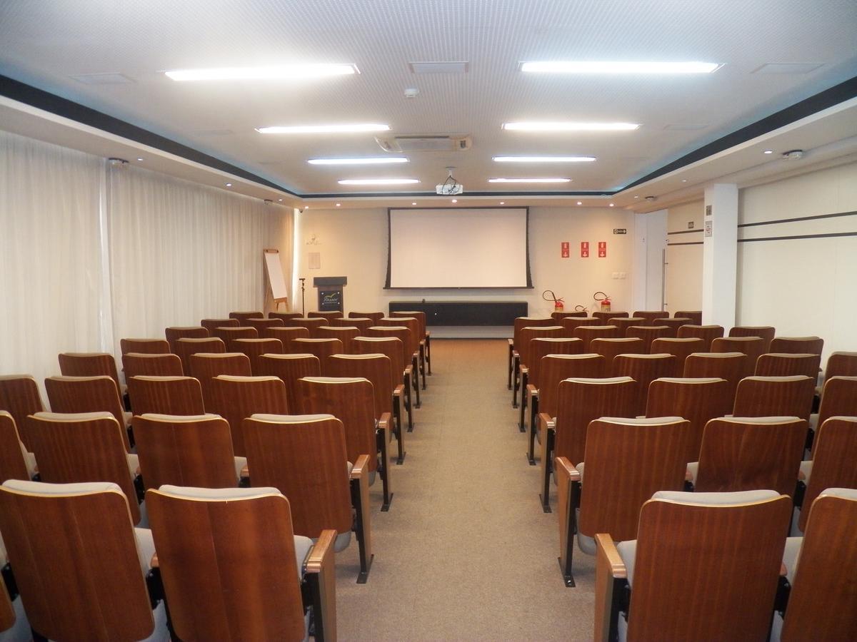Passer Hotel Ленсойс Паулиста Екстериор снимка