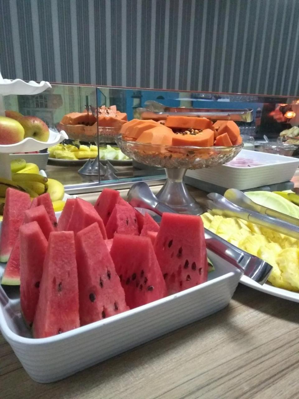 Passer Hotel Ленсойс Паулиста Екстериор снимка